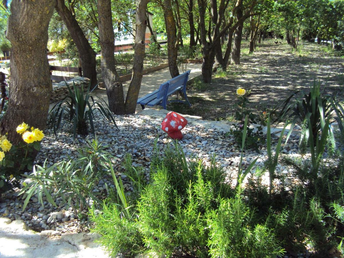 La Douloire Holiday home Pernes-les-Fontaines